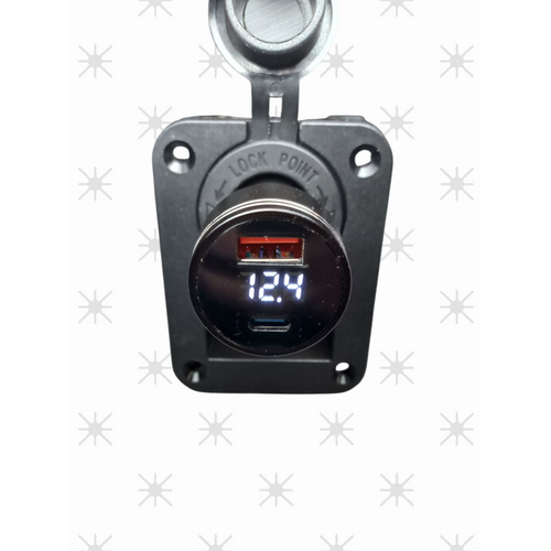 12v Adaptor Dual USB Charger USB-C 140w with Volt Meter. suits Starlink Mini